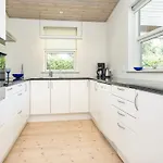 4 Star Holiday Home In Glesborg *