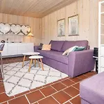 4 Star Holiday Home In Glesborg *
