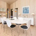 4 Star Holiday Home In Glesborg