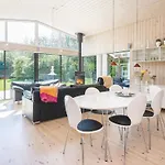 4 Star Holiday Home In Glesborg Сasa de vacaciones